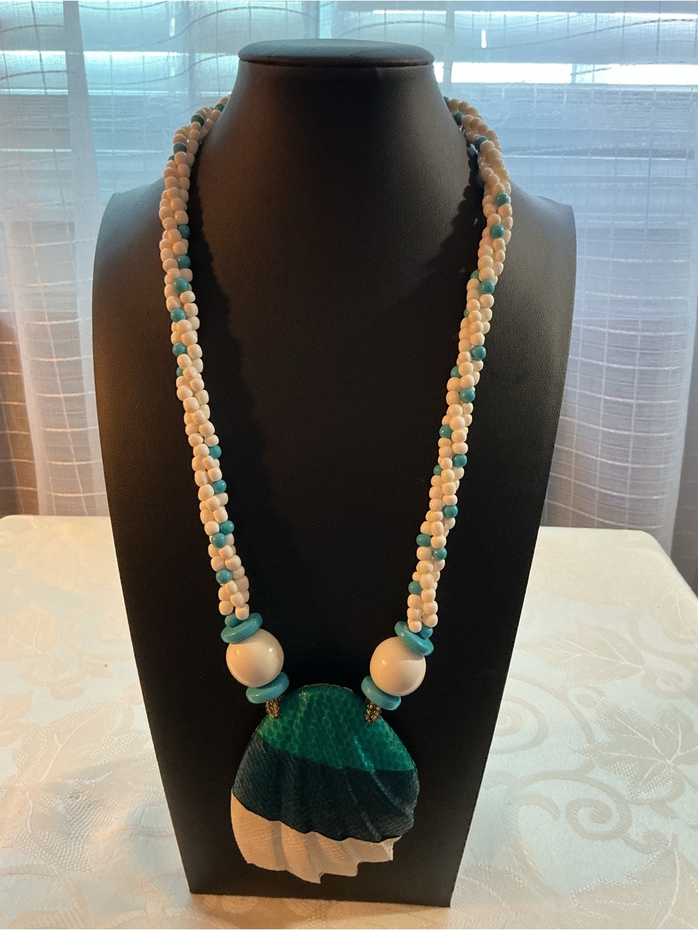 Snakeskin Shell Vintage 1980s Gold Tone Pendant Necklace Made In The Philippines